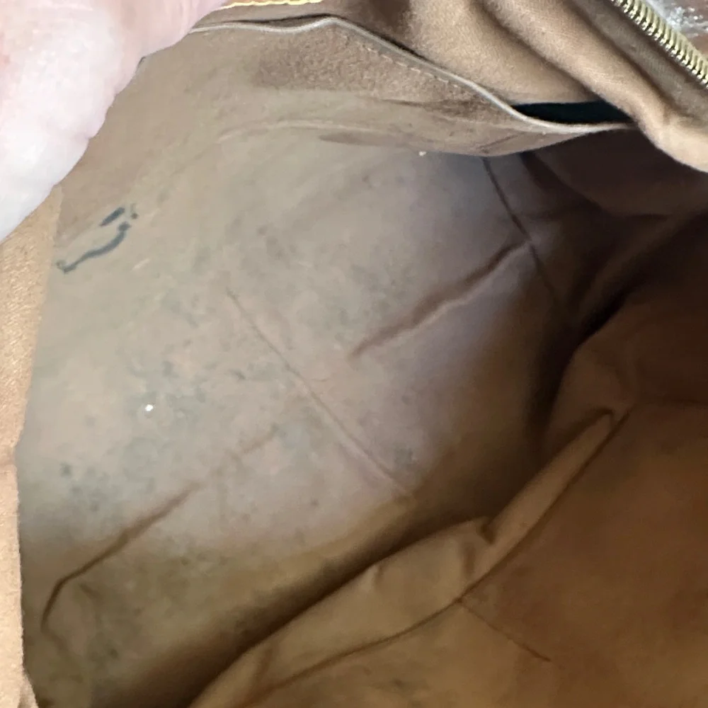 Louis Vuitton Tivoli GM Monogram Satchel with Tan Accents - Picture 8 of 11